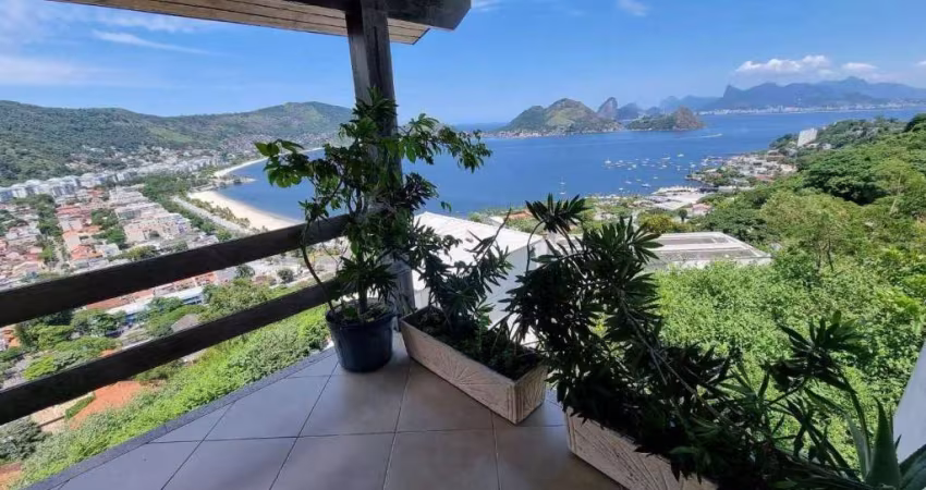 Asset imóveis vende Casa em Condomínio, com 4 suítes, 300 m², por R$ 2.500.000 - São Francisco - Niterói/RJ