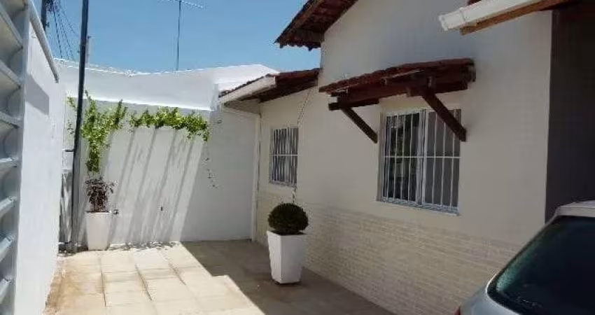 Casa à venda na Aruana, Aracaju, SE