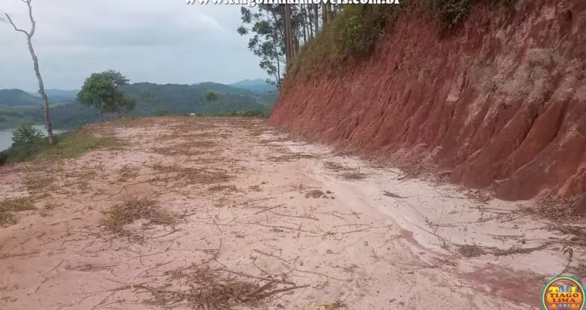 Terreno à venda no Bairro Alto, Natividade da Serra 