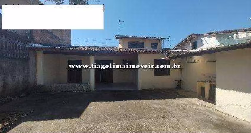 Casa para Venda em Caraguatatuba, Centro, 2 dormitórios, 2 banheiros, 10 vagas