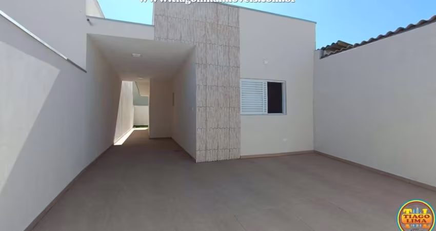 Casa para Venda em Caraguatatuba, Balneário dos Golfinhos, 2 dormitórios, 1 suíte, 2 banheiros, 1 vaga