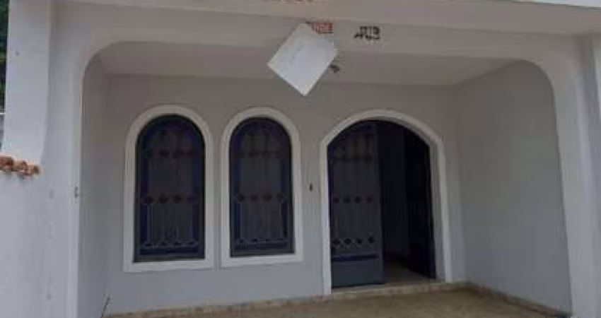 Sobrado para Venda em Caraguatatuba, Centro, 2 dormitórios, 2 banheiros, 1 vaga
