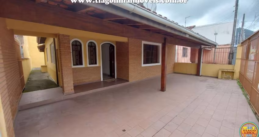 Casa para Venda em Caraguatatuba, Centro, 2 dormitórios, 2 banheiros, 2 vagas