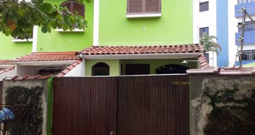 Sobrado em Condomínio para Venda em Caraguatatuba, Jardim Aruã, 2 dormitórios, 2 banheiros, 1 vaga