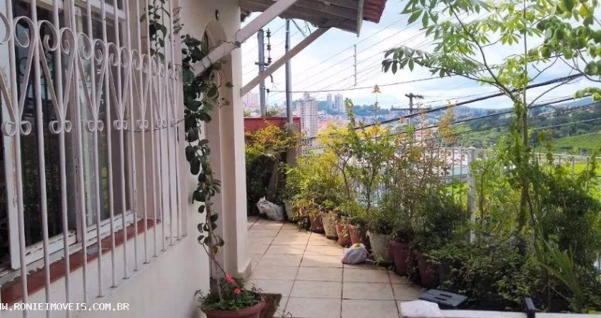 Casa para Venda em Bragança Paulista, Vila Gato, 3 dormitórios, 1 suíte, 3 banheiros, 2 vagas