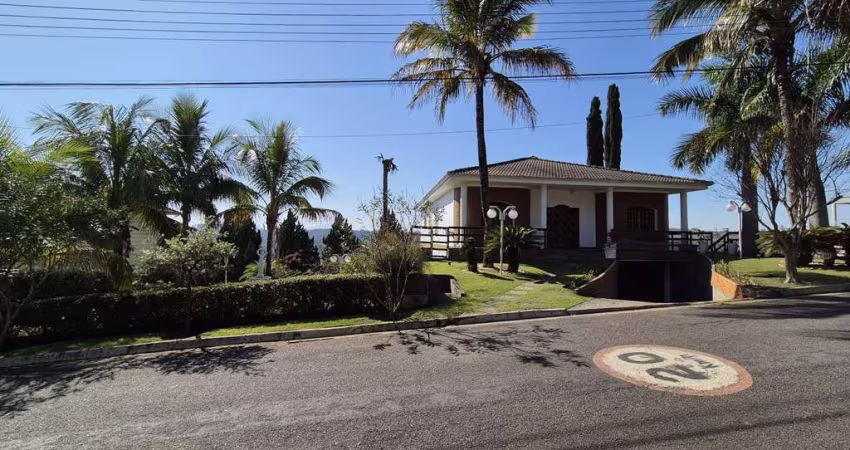 Casa em Condomínio para Locação em Bragança Paulista, Santa Helena II, 3 dormitórios, 3 suítes, 5 banheiros, 5 vagas