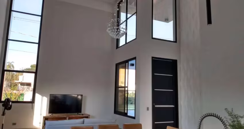 Vende-se casa no Green Park em Taubaté SP.