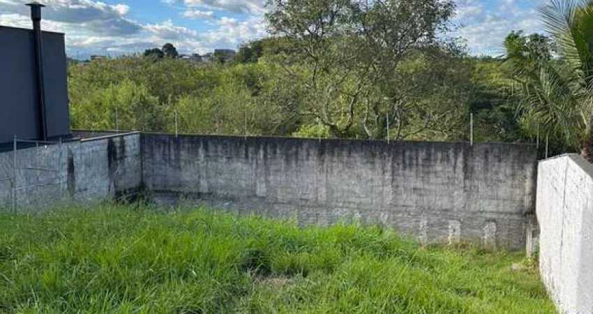 Vende-se Excelente Terreno no Condomínio Pinheiros de Tremembé.