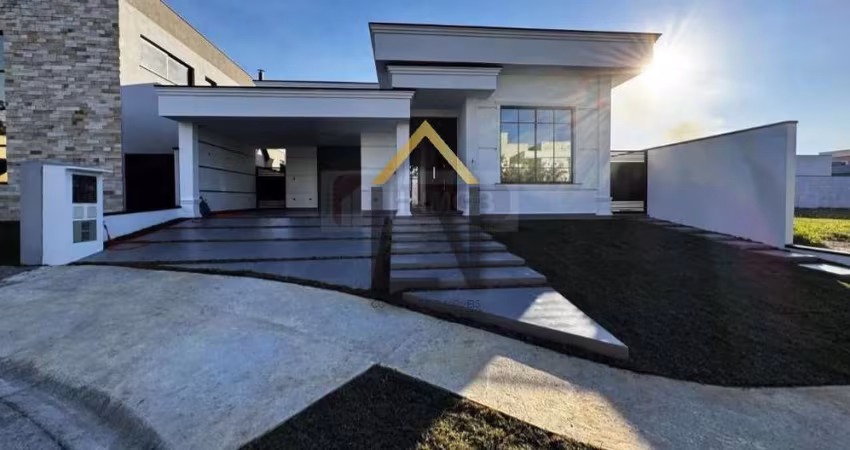 Casa no Condomínio Terrazo Itália - Estilo Neoclássico, Nova e Sustentável
