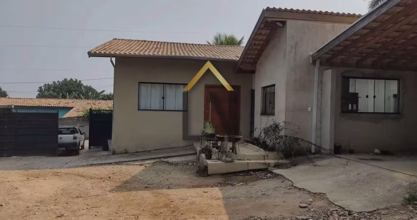 Casa Muito Bem Acabada Próxima à Rodovia Osvaldo Cruz - Taubaté