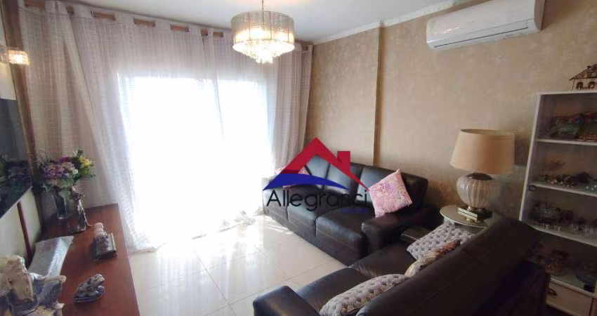 Apartamento com 90m2, 3 dormitórios (1 suite), com armários embutidos, e 2 vagas de garagem grandes e independentes