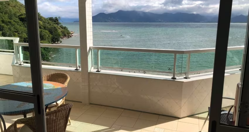 Excelente apto duplo horizontal a venda, Pé na areia Prainha, Caraguatatuba, condomínio com piscina