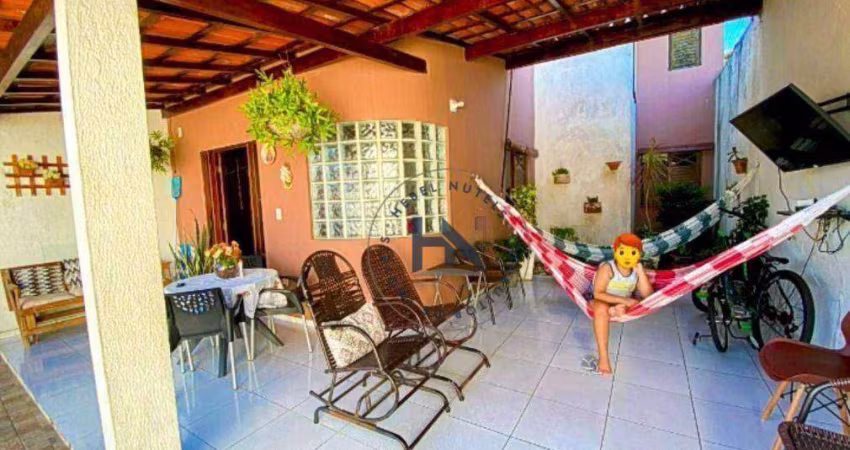 Casa com 5 dormitórios à venda, 185 m² por R$ 740.000 - Feitosa - Maceió/AL