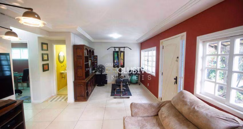 Casa com 5 dormitórios à venda, 400m² - Maria Paula - Niterói/RJ