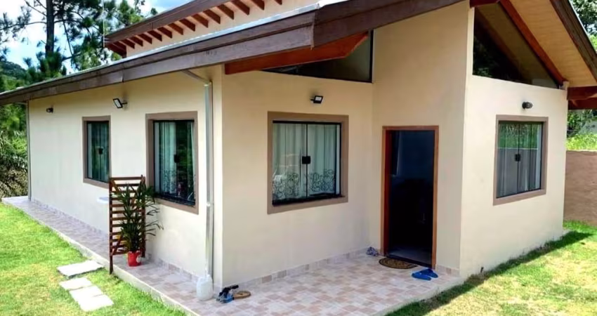 Casa para Venda em Caraguatatuba, Capricórnio II, 3 dormitórios, 1 suíte, 2 banheiros, 6 vagas