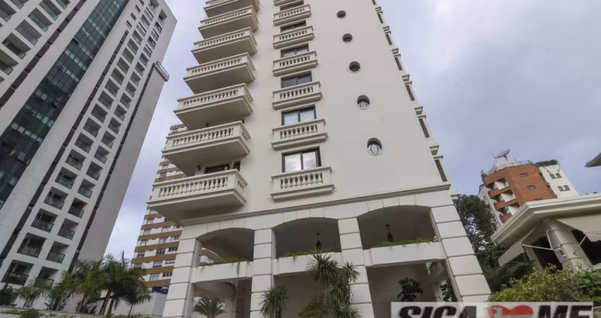APARTAMENTO COM 258M2 DE ÁREA ÚTIL, 4 SUITES EM PINHEIROS