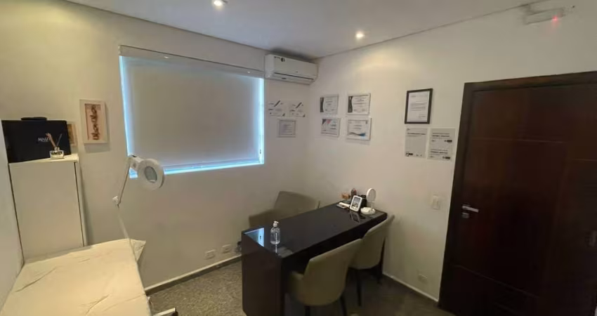 SALA COMERCIAL EM COWORKING NO BROOKLIN, ESPAÇO PARA 5 PESSOAS com 8m2.