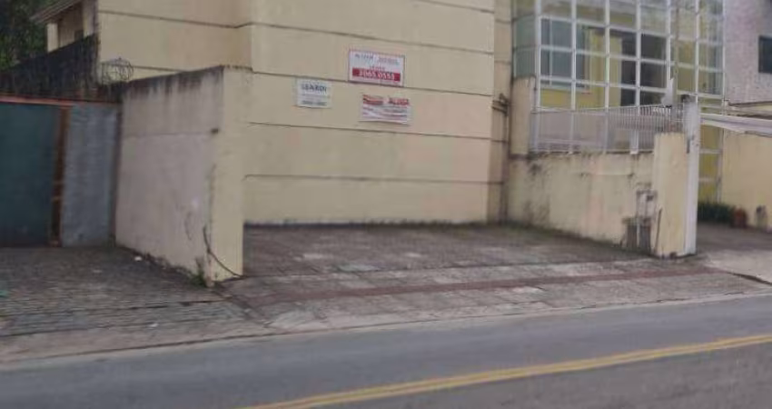 CASA ASSOBRADADA PARA VENDA E LOCAÇÃO NO JARDIM PAULISTA