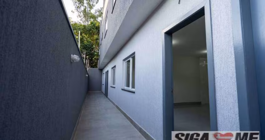 SOBRADOS NOVOS CONDOMÍNIO FECHADO 3DORMS 3SUÍTES 2VGS 165m2 A.Ú $589.000,00