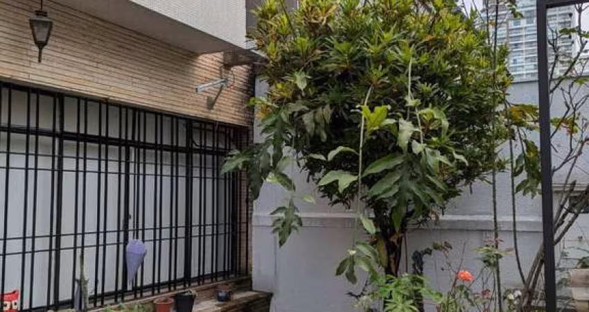 Casa no Brooklin com 159m²/Locação R$5.000,00
