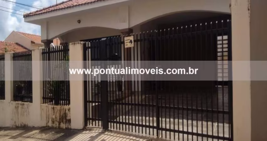 Casa à Venda em Marília no Bairro Jardim Bandeirantes