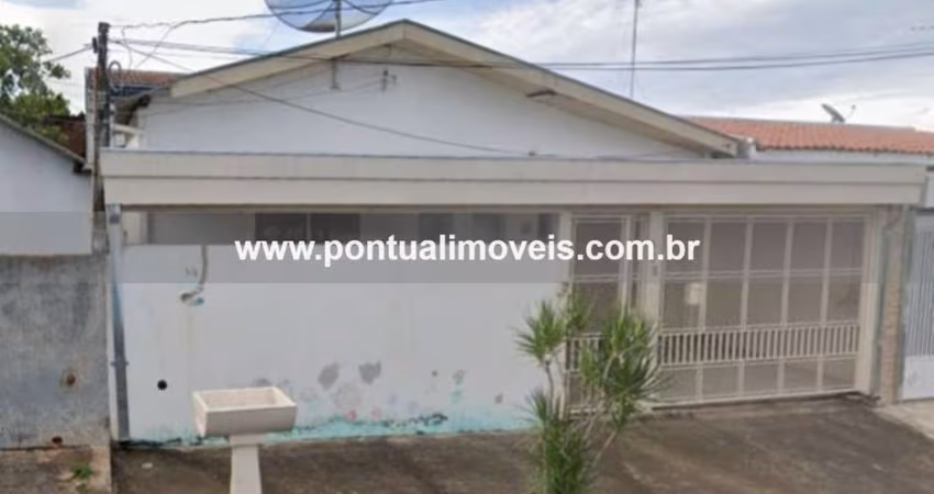 Imperdível casa à venda em Marília-SP, no bairro Núcleo Habitacional Nova Marília: 2 quartos, 2 suítes, 1 sala, 3 banheiros, 2 vagas de garagem, 122,17 m².
