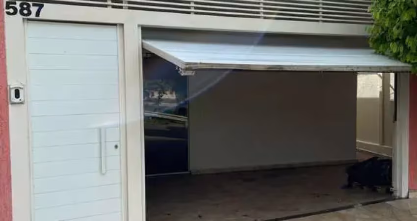 Casa para locação no jardim américa em marília-sp: 3 quartos, 1 suíte, sala, banheiro e vaga de garagem!