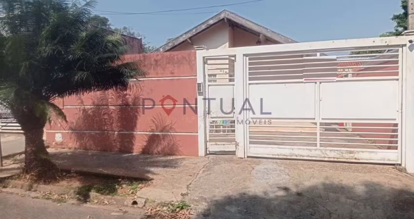Imperdível oportunidade de adquirir uma casa com 3 quartos e 2 banheiros em Marília-SP, bairro Vila dos Comerciários II.