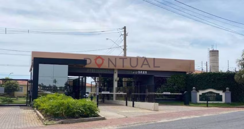 Imperdível! Casa em condomínio à venda em Marília-SP, Jardim Esmeralda. 2 quartos, 1 suíte, 1 sala, 1 banheiro, 1 vaga, 81m².