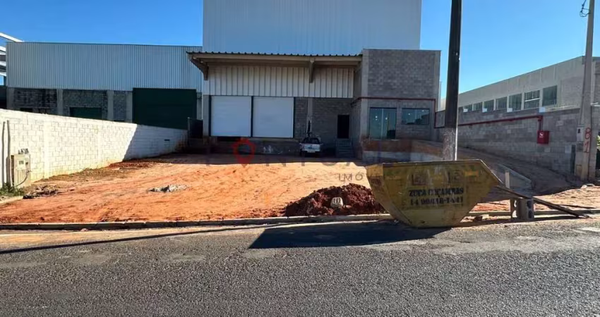 Barracão / Galpão / Depósito com 4 salas para alugar no Centro (Lácio), Marília 