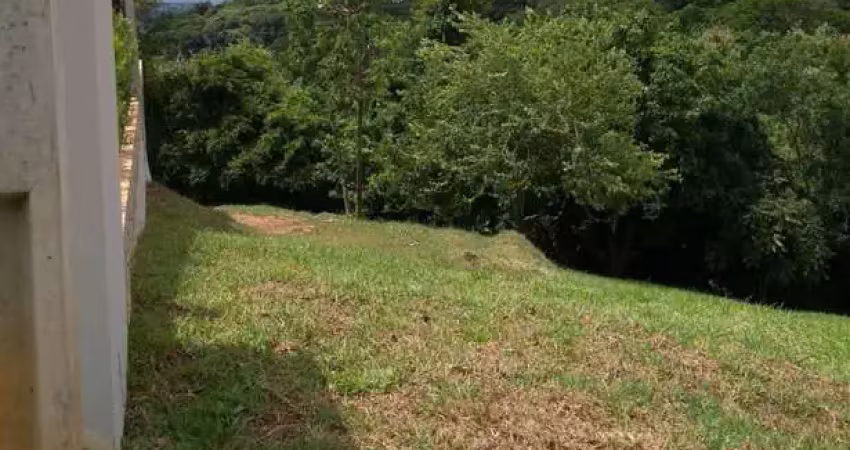 Terreno à venda no condomínio garden park em marília. agende visita com a pontual imóveis sua imobiliária em marília!