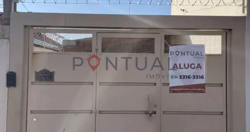 Casa para locação no jardim marília: 2 quartos, 1 sala, 1 banheiro e 2 vagas de garagem. agende sua visita agora!