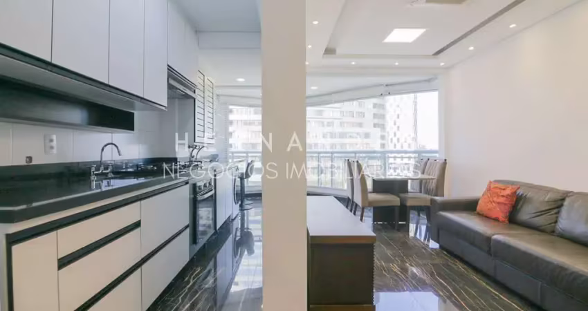 Apartamento com 53m² mobiliado com vista para o 18 do forte
