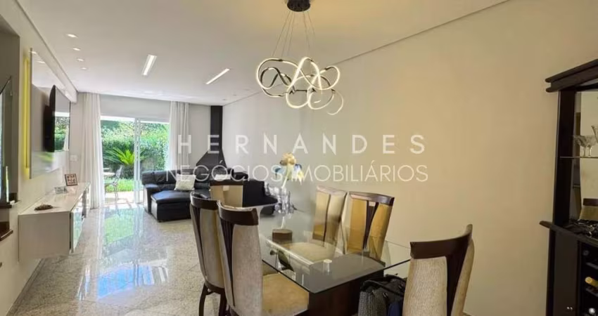 Imperdível oportunidade de adquirir casa em condomínio de luxo em Alphaville, Santana de Parnaíba-SP: 3 quartos, 1 suíte, 3 salas, 3 banheiros, 2 vagas, 190m².