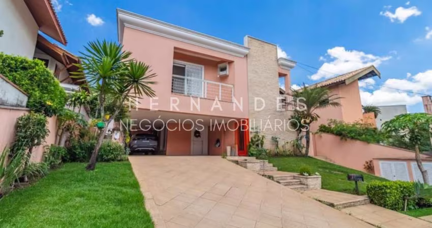 Casa de luxo em condomínio para locação em -SP: 4 quartos, 4 suítes, 2 salas, 4 banheiros, 4 vagas e 495m² de área.