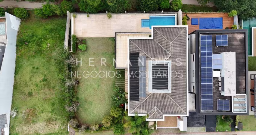 Itahyê - maravilhosa casa em 2 lotes, com vista permanente para a mata nativa em Alphaville - SP