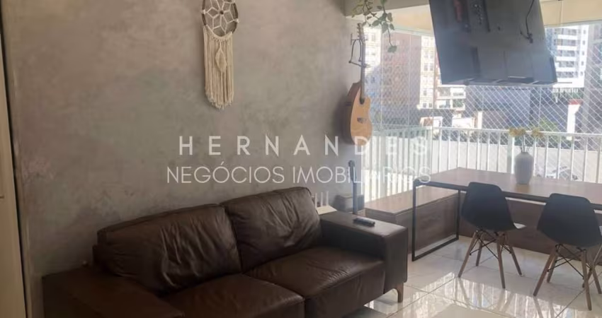 Oportunidade imperdível: Apartamento à venda em Alphaville Empresarial, Barueri-SP - 2 quartos, 1 suíte, 2 salas, 2 banheiros, 1 vaga - 54m²