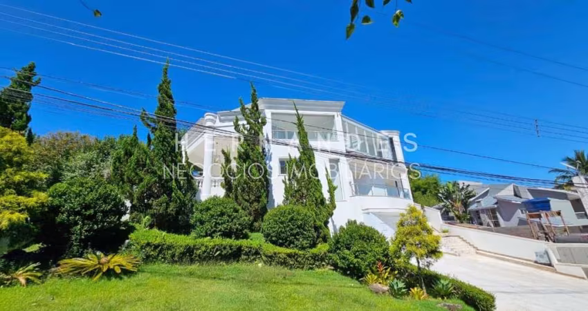 Residencial zero imóvel com 850m de terreno sendo 4 suítes em Alphaville
