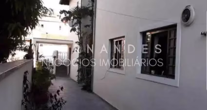 Imperdível oportunidade de adquirir uma casa com 5 quartos e 446m² em barueri-sp!