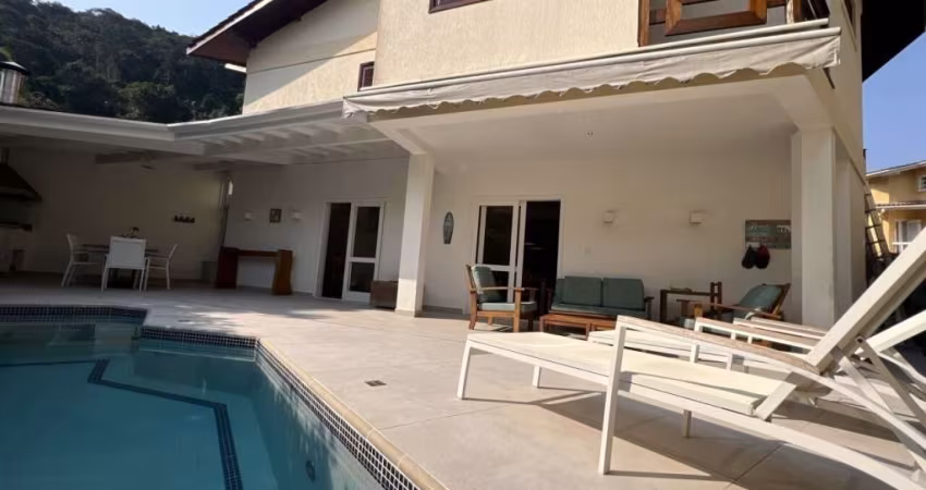 EXCELENTE CASA JUQUEI - SÃO SEBASTIÃO
