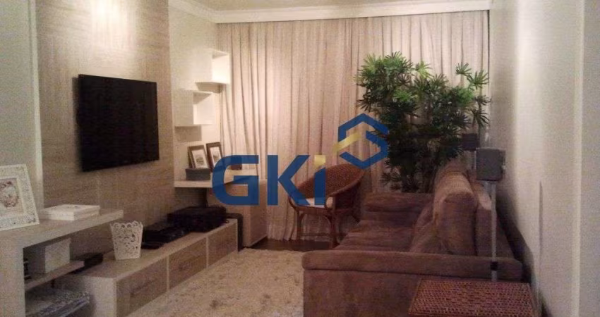 APARTAMENTO COM 1 DORMITÓRIO, 01 VAGA, MOBILIADO E ACESSO A TODOS OS TIPOS D SERVIÇOS.