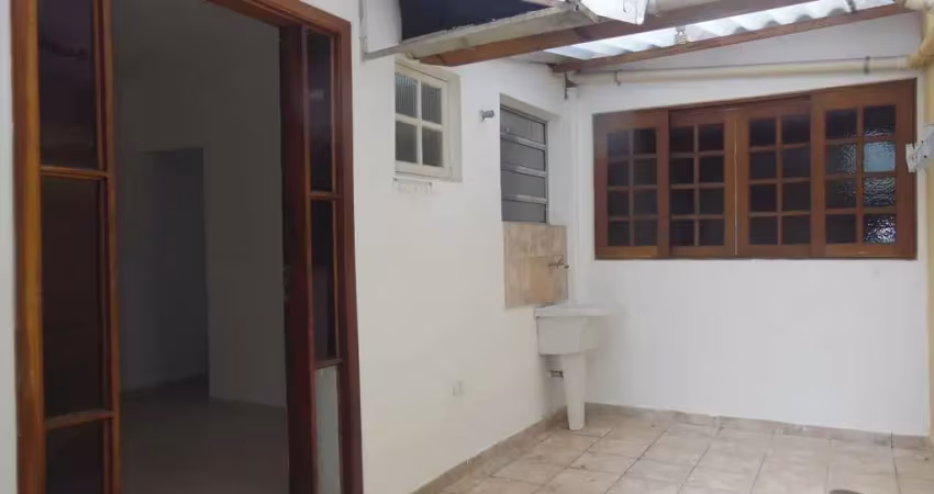 Vila mariana, casa terrea , 1 dormitório, com terraço