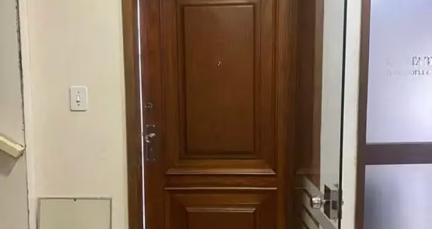 Conjunto comercial no Centro, junto à Galeria Metrópole