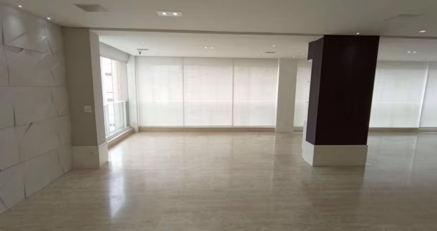 Campo Belo, andar alto, 4 suites e 4 vagas