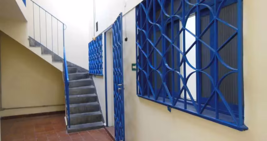 Sobrado comercial, 10 salas, 4 vagas fechadas, 200m² ac