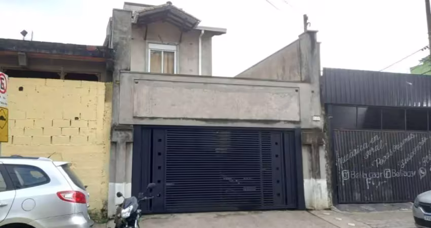 Casa/sobrado com 223m2 ac, 3 dorm. (1 suíte c/closet) 2 vagas cobertas