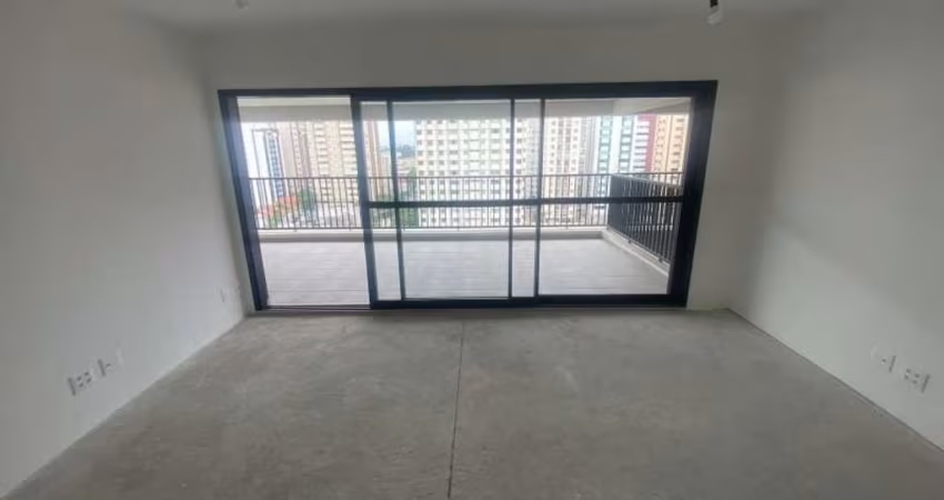 Apto a venda, prédio novo, c/ 147 metros, 4 dorm., sendo 2 suítes, 2 vagas.Próx. metrô