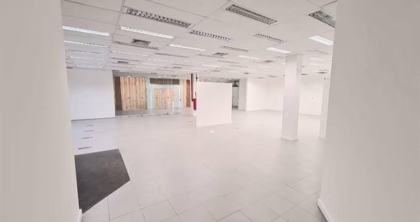 Excelente imóvel comercial, 871m2, 15 vagas de garagem