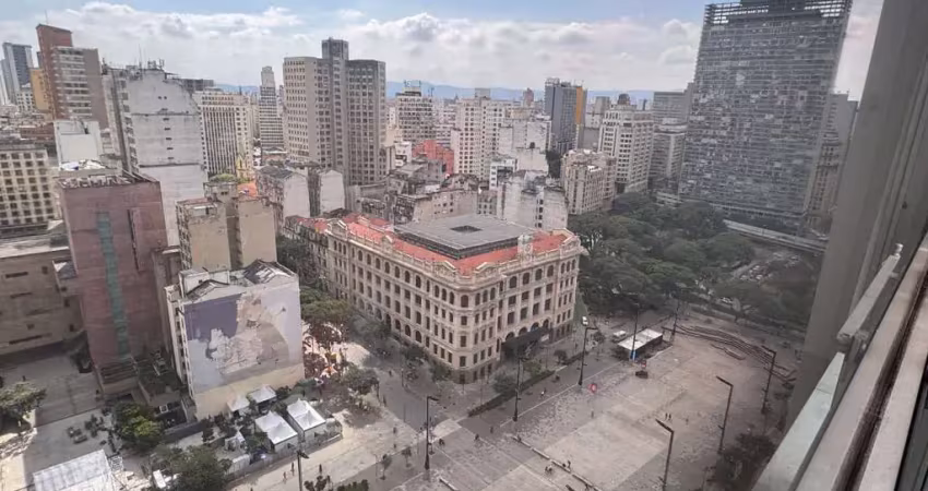 Cj. com. a venda c/ 256 m. au, andar alto, sala, 2 banheiros, ar cond., próximo metrô são bento.