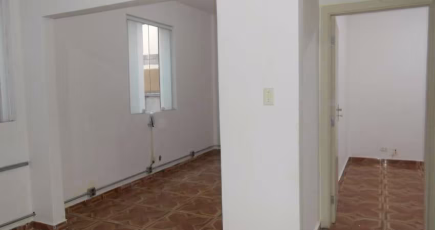 Paraiso, ao lado do Metro Vergueiro, conjunto comercial